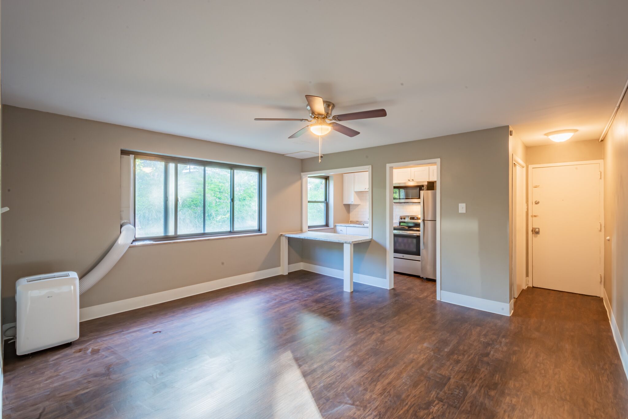 420 Walnut Avenue 2F