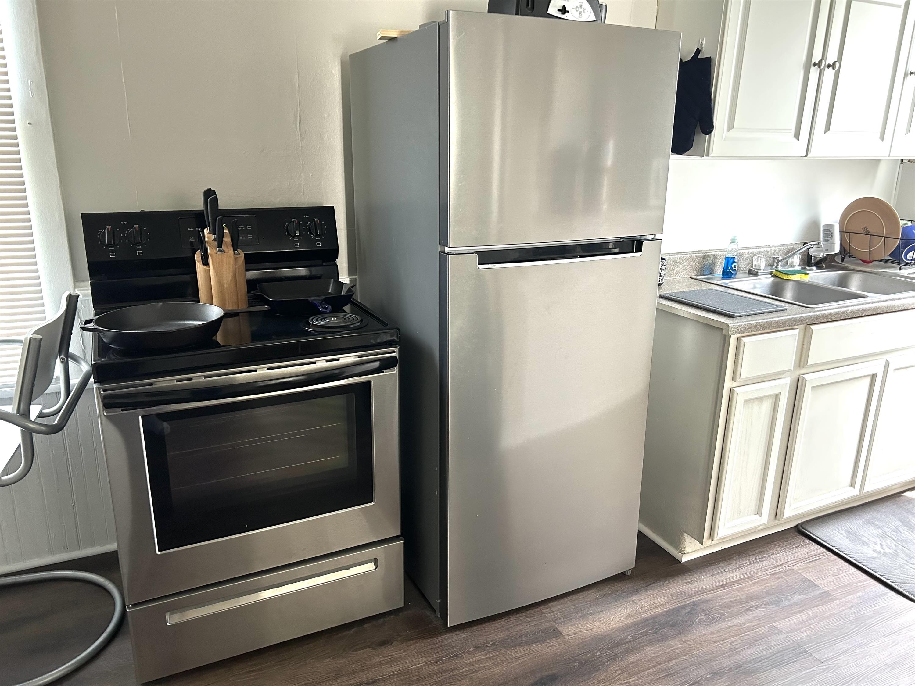 637 Oakland Avenue - 1