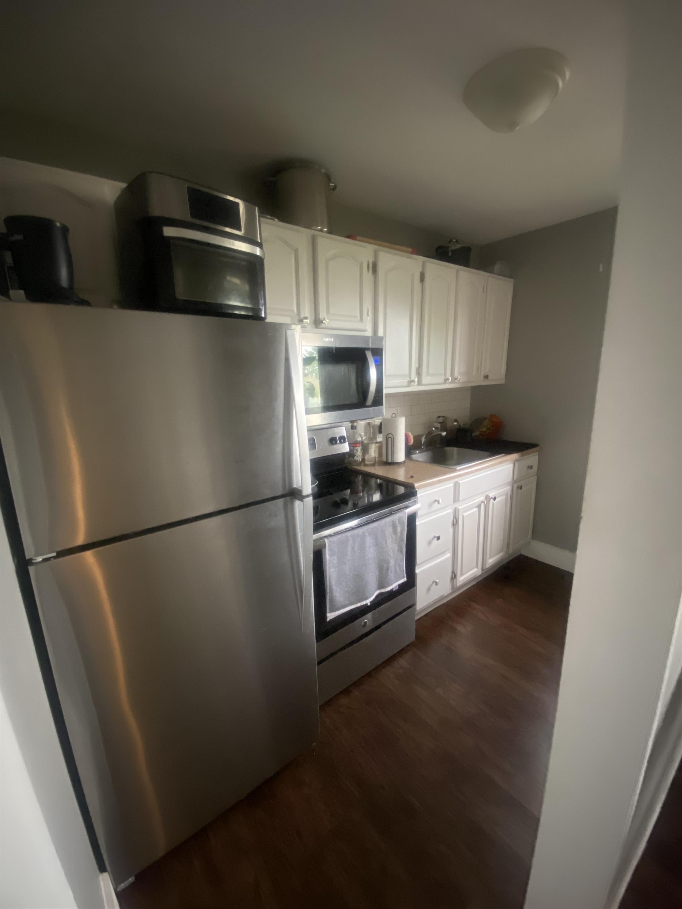420 Walnut Avenue 2A