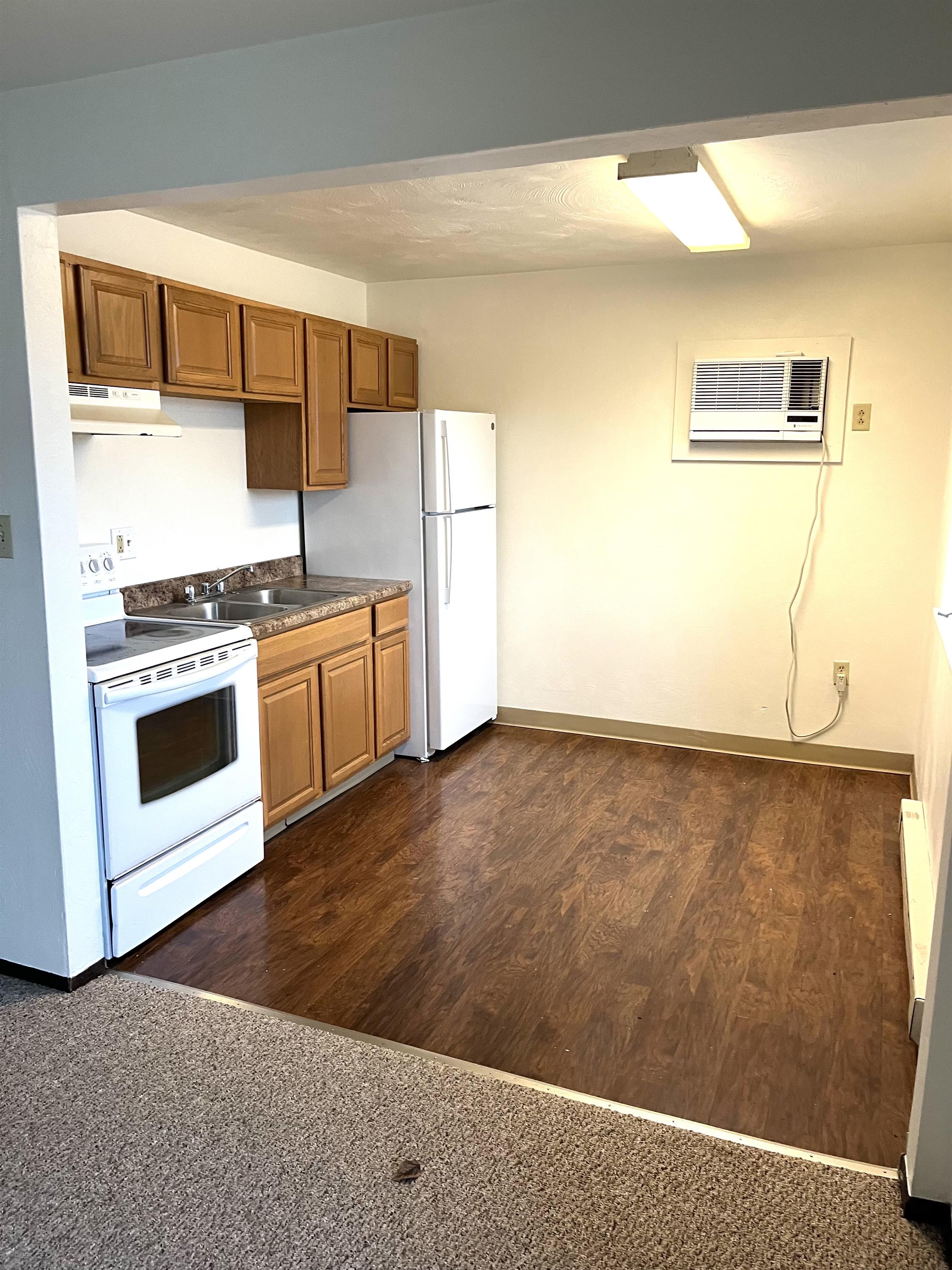 306 Harvey Avenue - 4