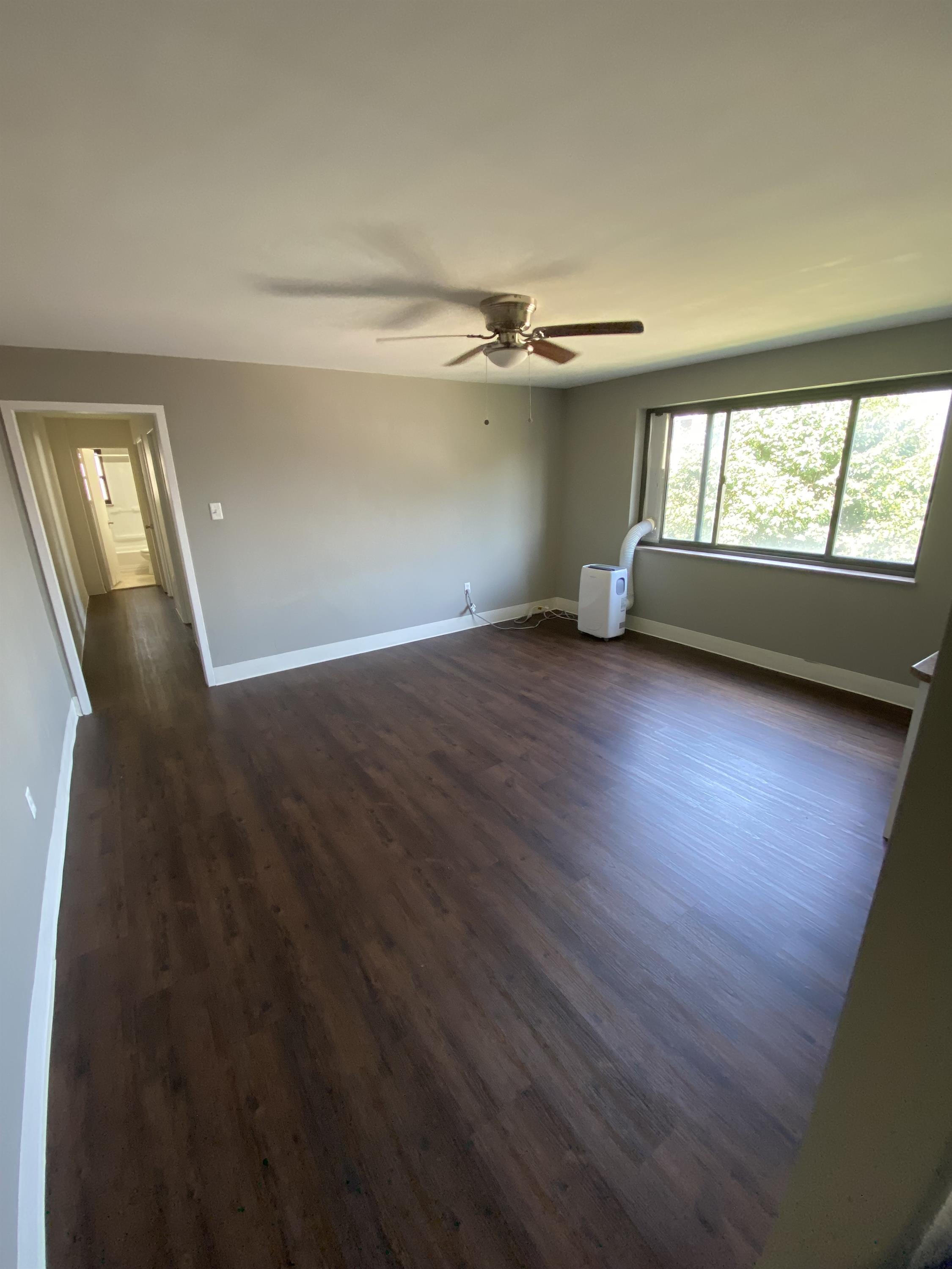 420 Walnut Avenue 1F