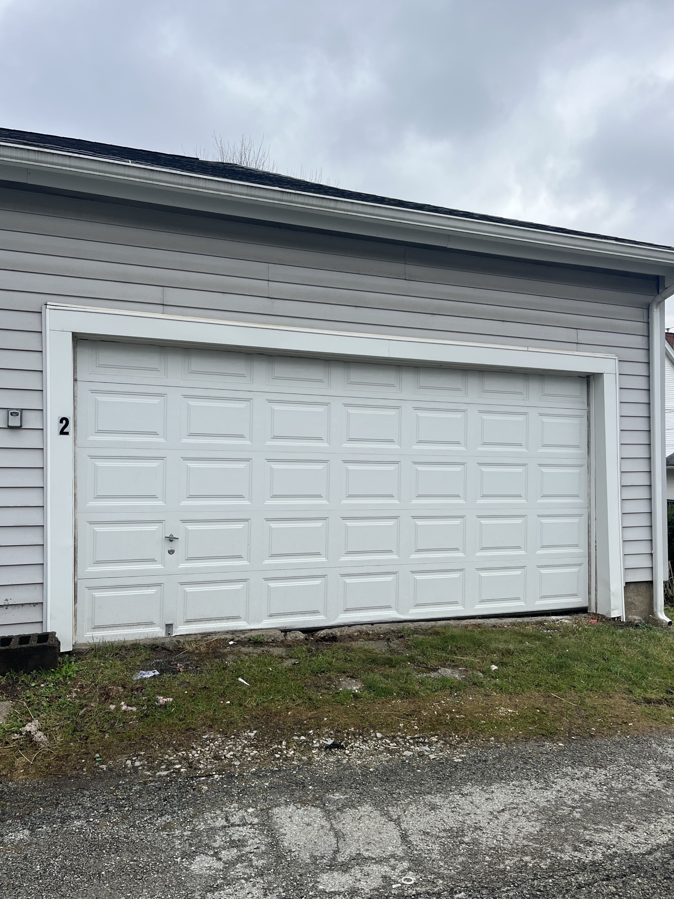 519-521 Taylor Street Garage