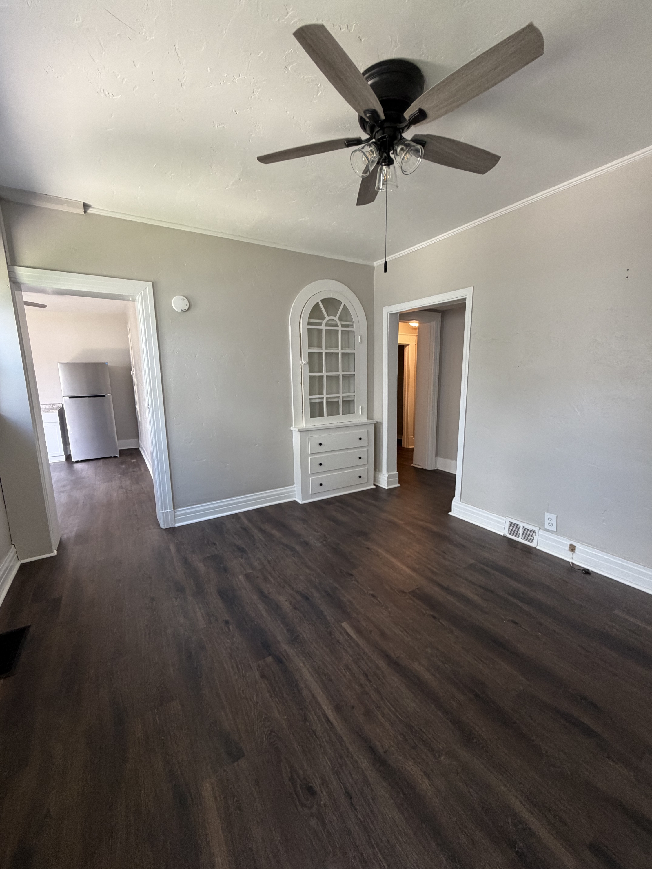 438 Westminster Avenue - 1